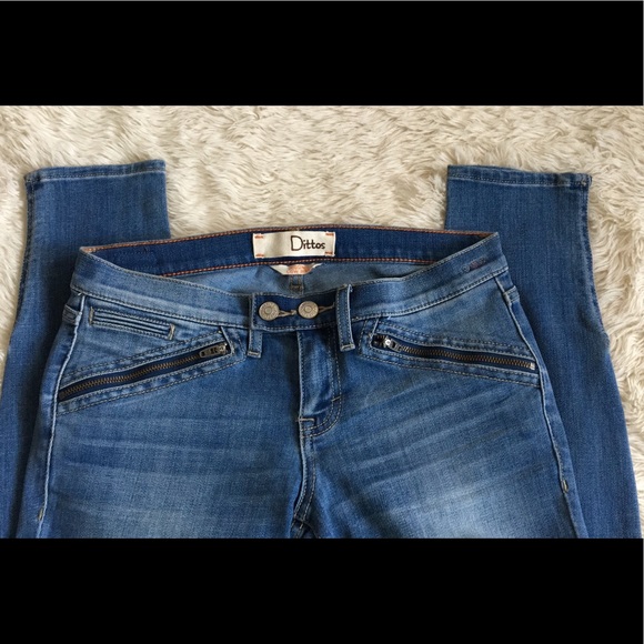 Washed Denim Jeggings - Picture 4 of 5